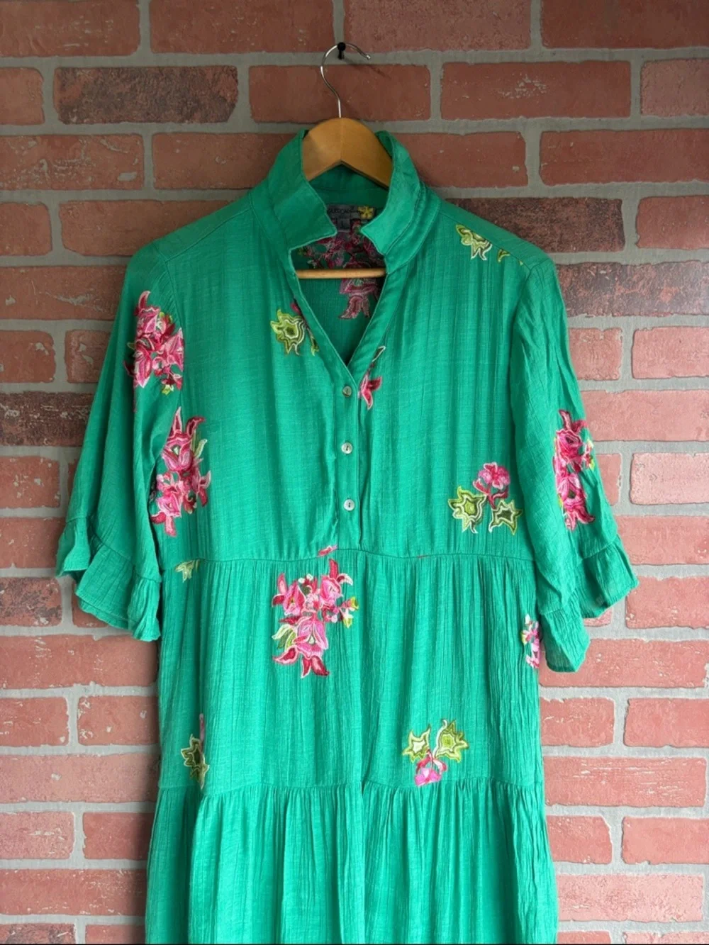 Figueroa & Flower Embroidered Floral Tiered Midi Dress Size L
